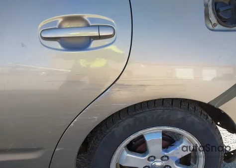 2005 Toyota Prius из США, поврежденный, VIN JTDKB20U053045396